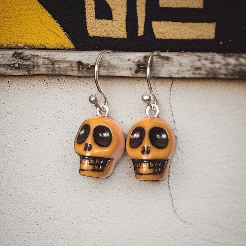 5 For $25💫Whimsigoth Pale Yellow Skull Earrings